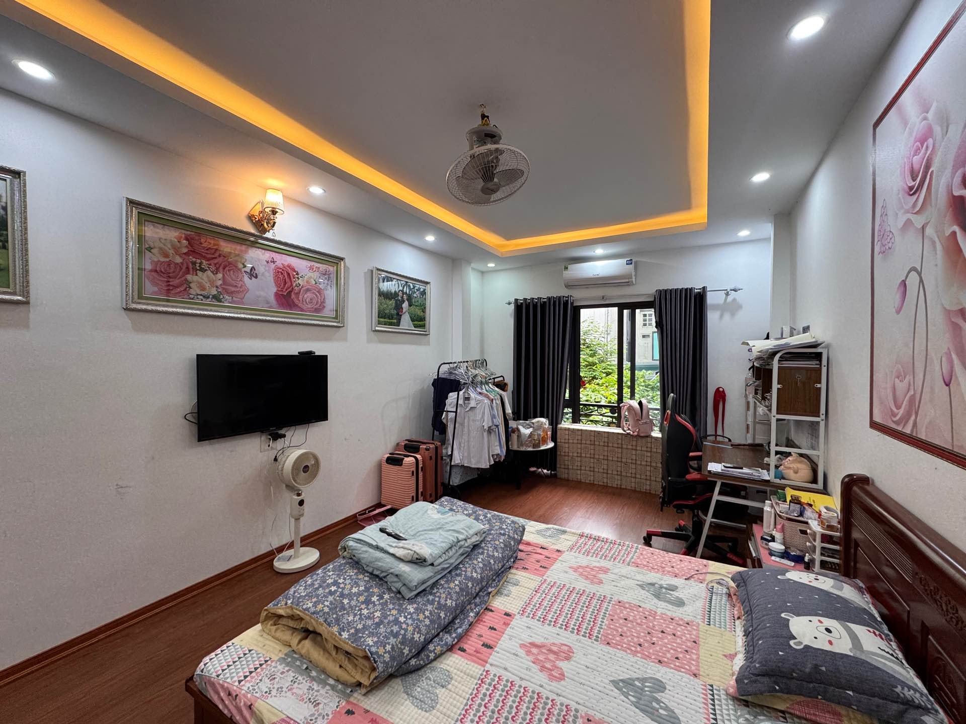 Bán nhà Lĩnh Nam - diện tích 35m2 5 tầng - Ô TÔ ĐỖ CỬA - giá 8,9 tỷ