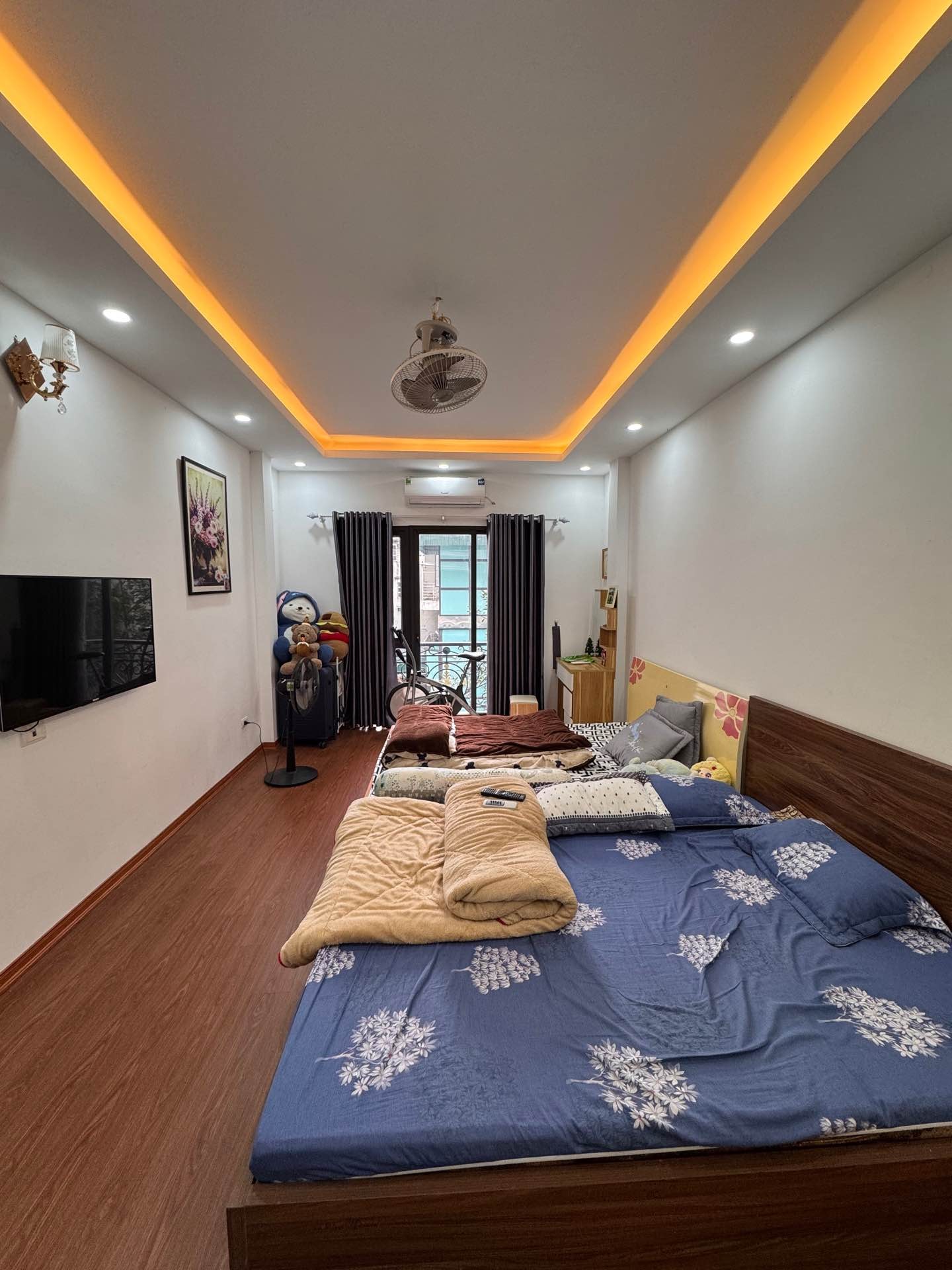 Bán nhà Lĩnh Nam - diện tích 35m2 5 tầng - Ô TÔ ĐỖ CỬA - giá 8,9 tỷ