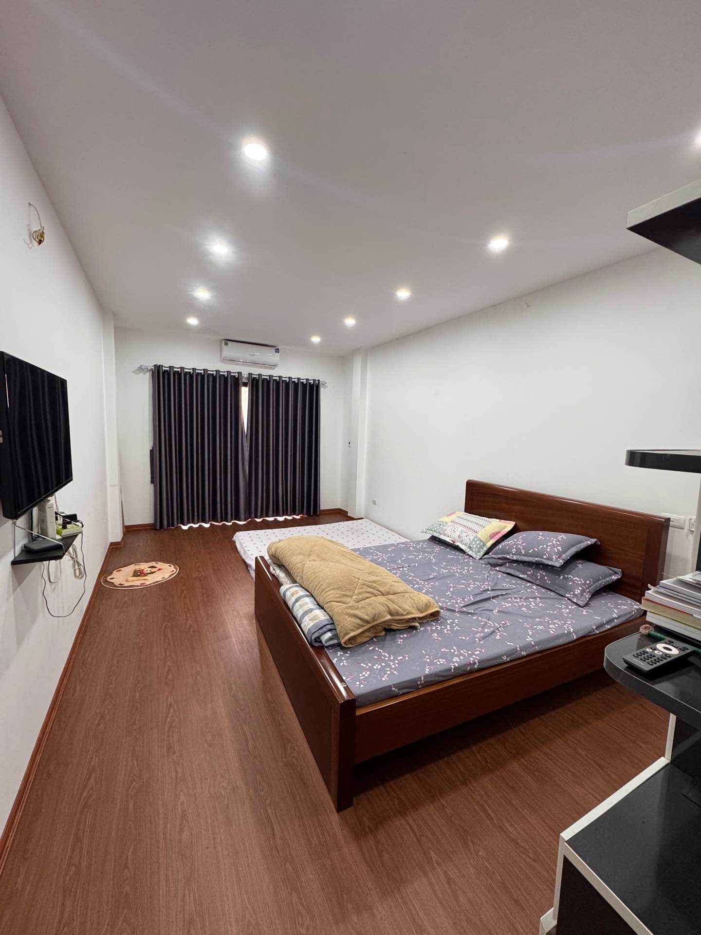 Bán nhà Lĩnh Nam - diện tích 35m2 5 tầng - Ô TÔ ĐỖ CỬA - giá 8,9 tỷ