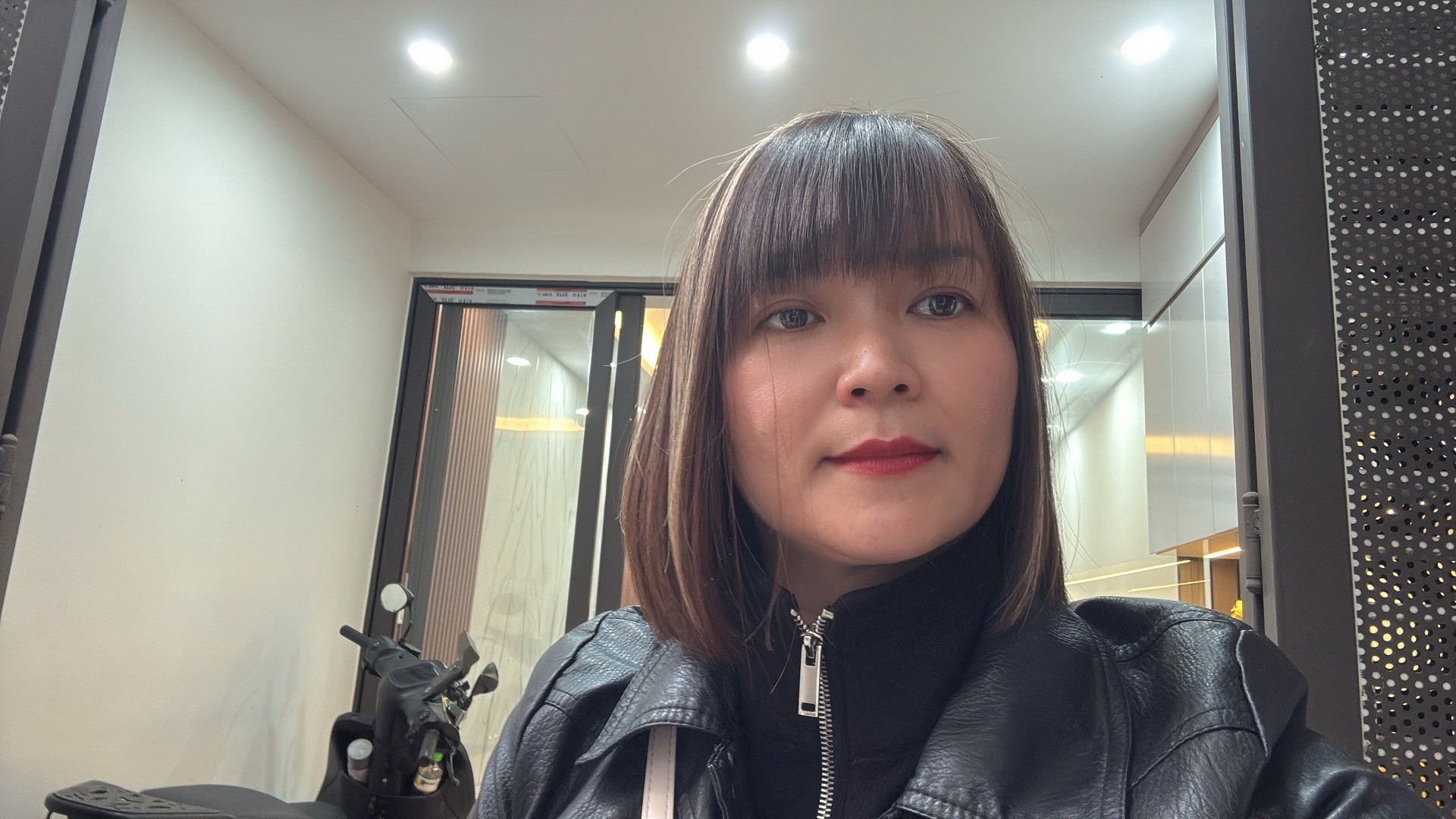 Bán nhà Bùi Ngọc Dương - diện tích 75m2 1 tầng - Ngõ thông - giá 4,55 tỷ