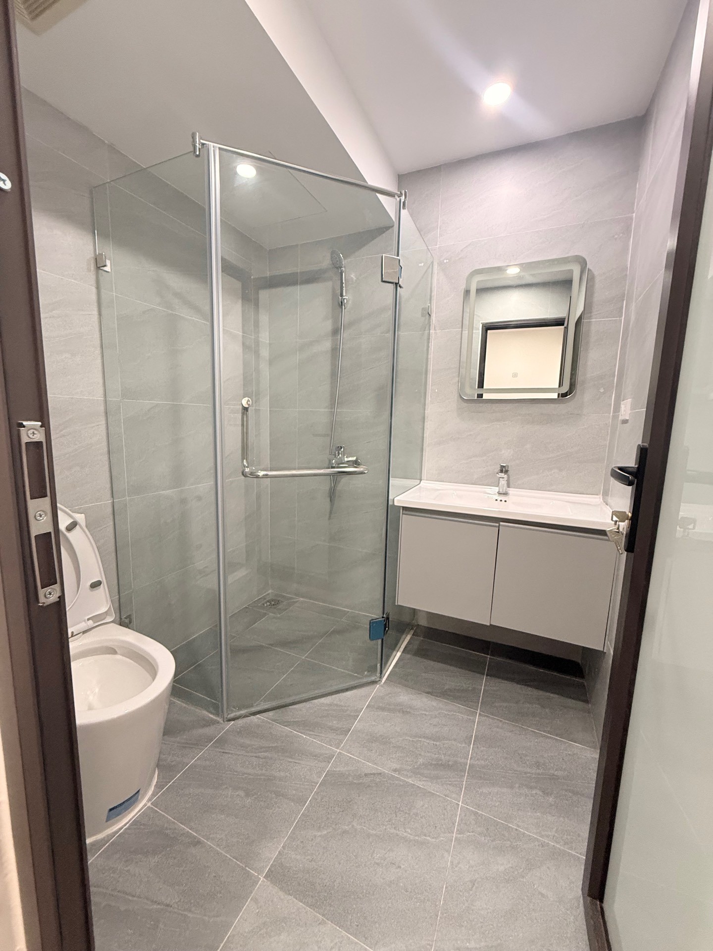 Bán nhà Bùi Ngọc Dương - diện tích 75m2 1 tầng - Ngõ thông - giá 4,55 tỷ
