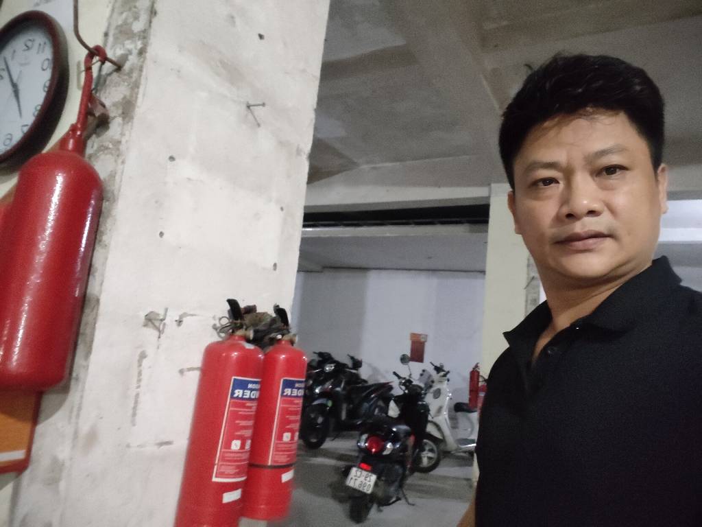 Bán nhà Đường Bưởi - diện tích 105m2 7 tầng - nhà 2 sổ 1 chủ - giá 26,5 tỷ