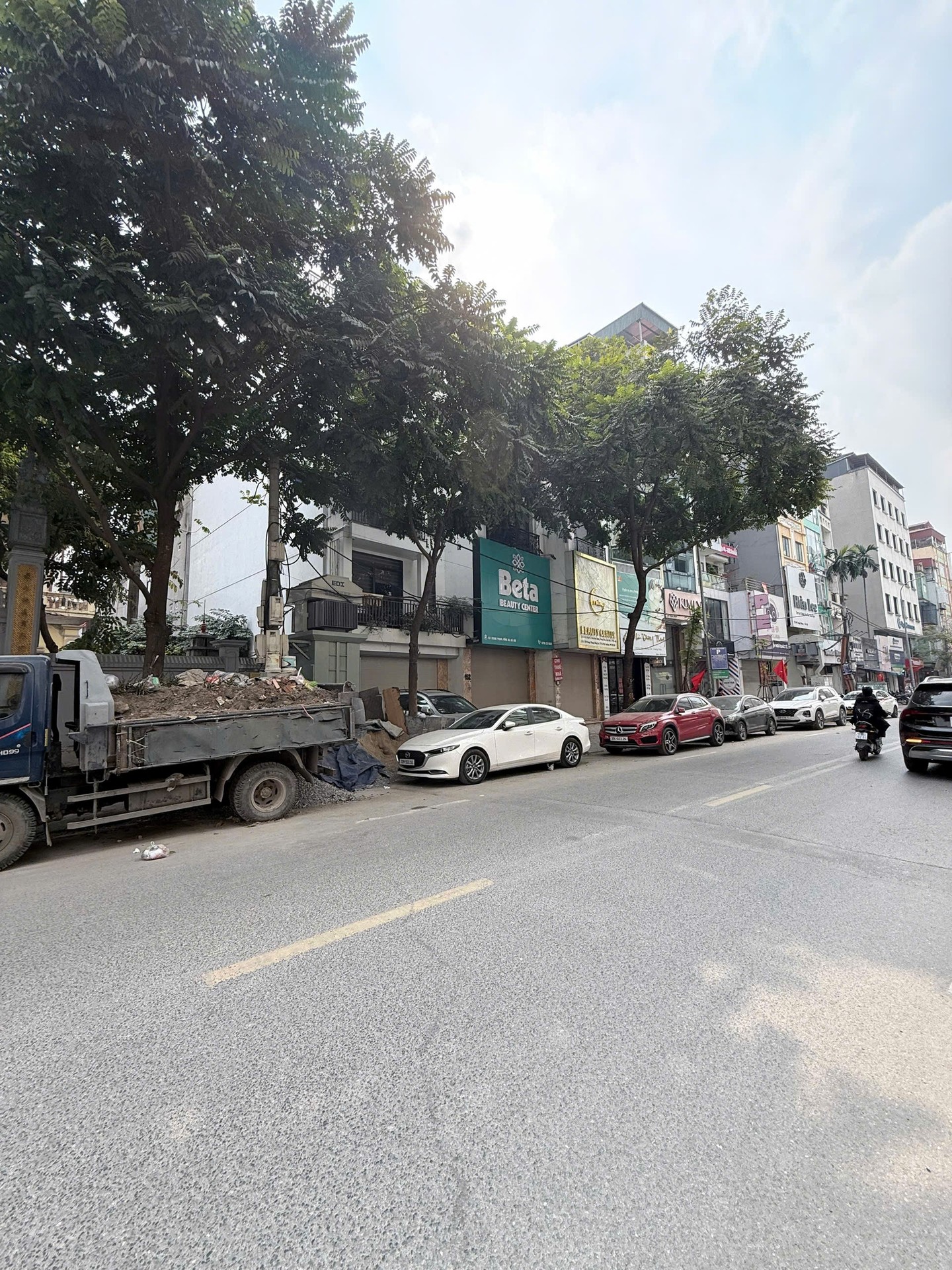 Bán nhà Trung Phụng - diện tích 58.4m2 1 tầng - ô tô vào nhà - giá 30 tỷ