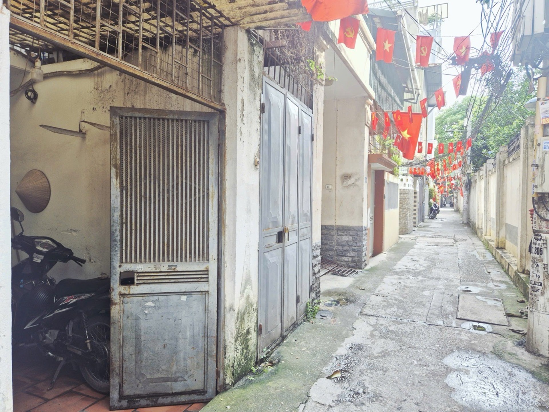 Bán nhà Nguyễn An Ninh - diện tích 60m2 2 tầng - ô tô nhỏ chạy vòng quanh - giá 15,5 tỷ