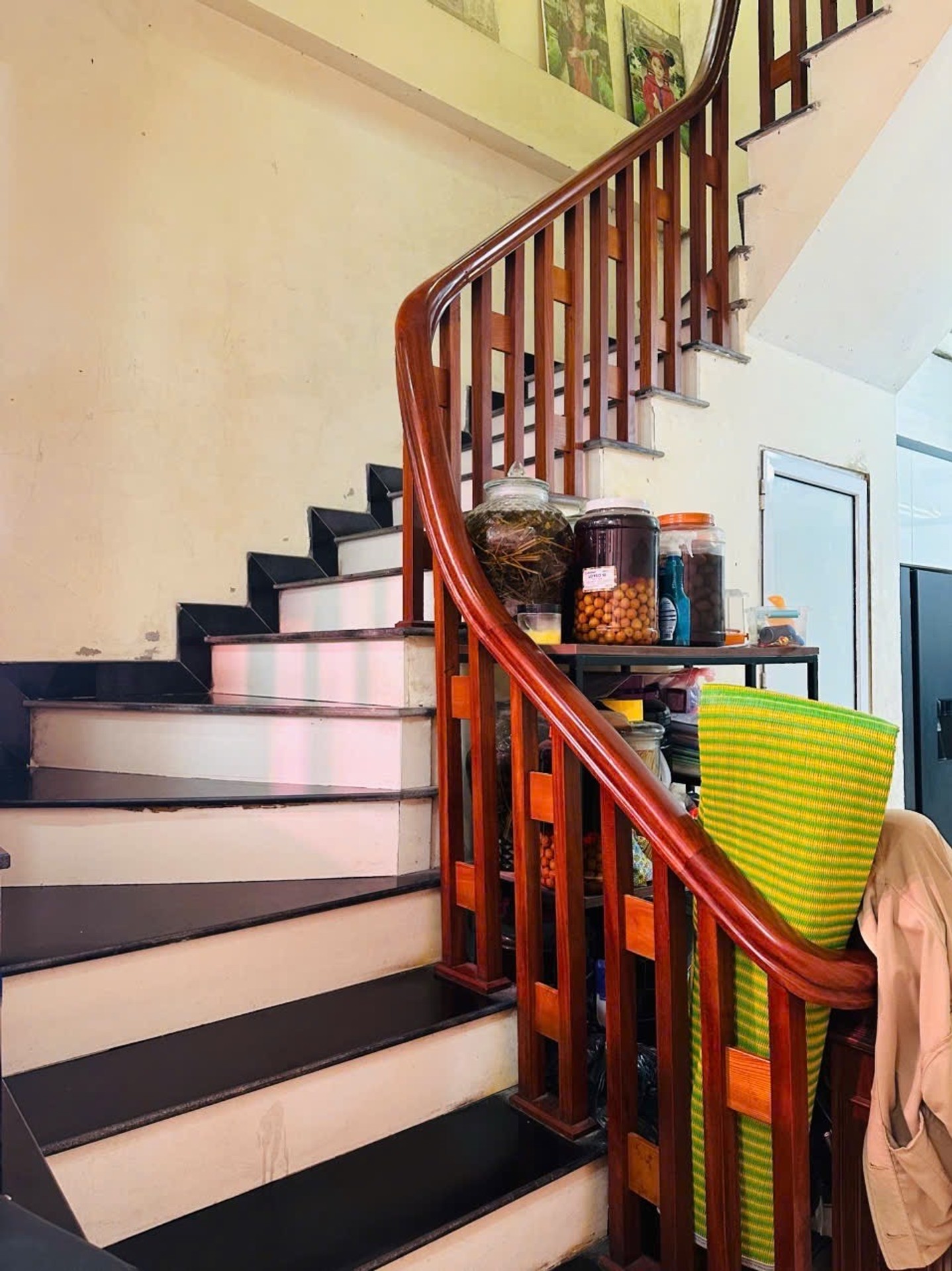 Bán nhà Nam Dư - diện tích 40m2 4 tầng - nhà đẹp hiếm có - giá 8,5 tỷ