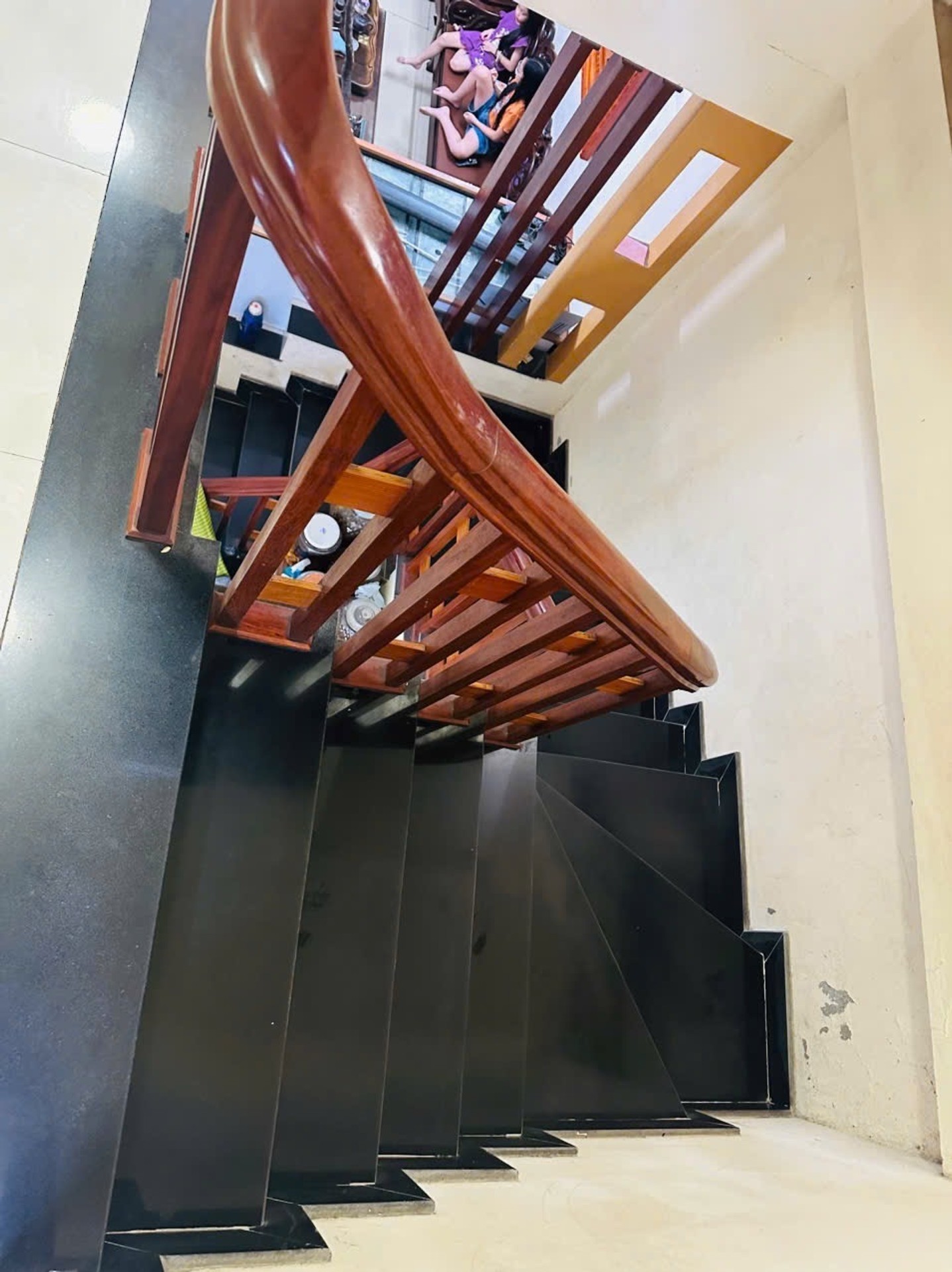Bán nhà Nam Dư - diện tích 40m2 4 tầng - nhà đẹp hiếm có - giá 8,5 tỷ