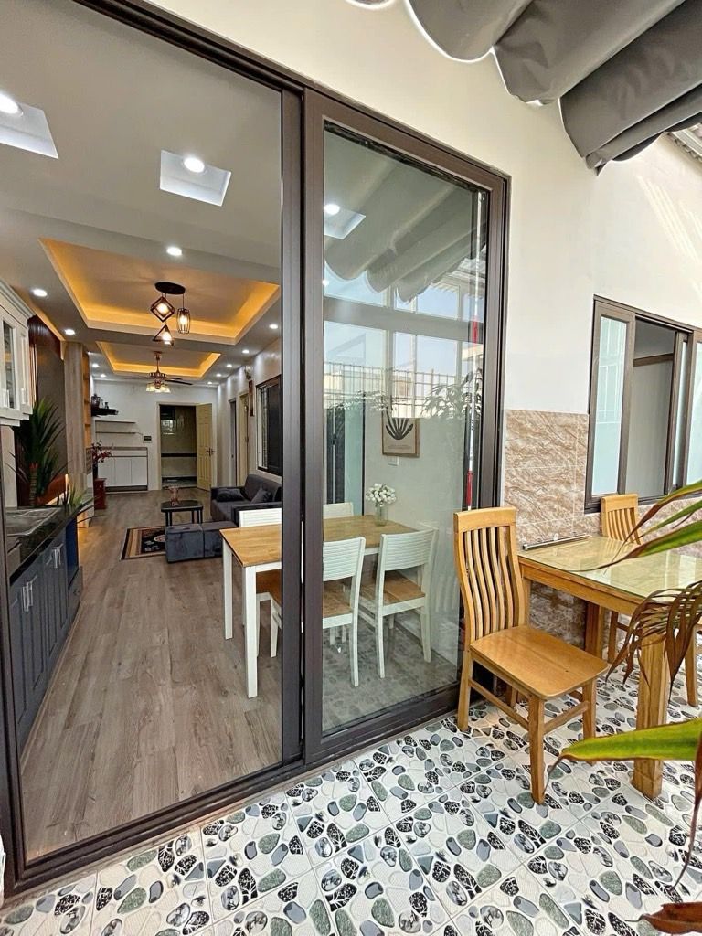 Bán nhà Nguyễn Phan Chánh - diện tích 72m2 1 tầng - Căn hộ Penthouse đẹp - giá 3,55 tỷ