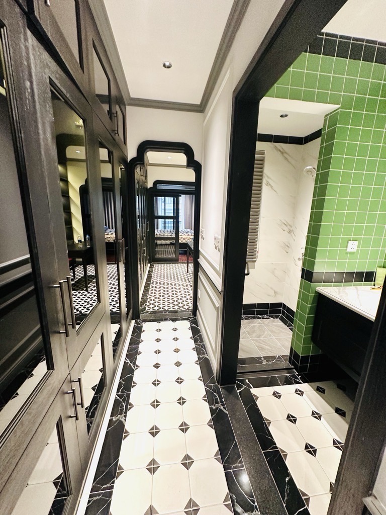 Bán nhà Thịnh Liệt - diện tích 48m2 5 tầng - ô tô đỗ cửa - giá 14 tỷ