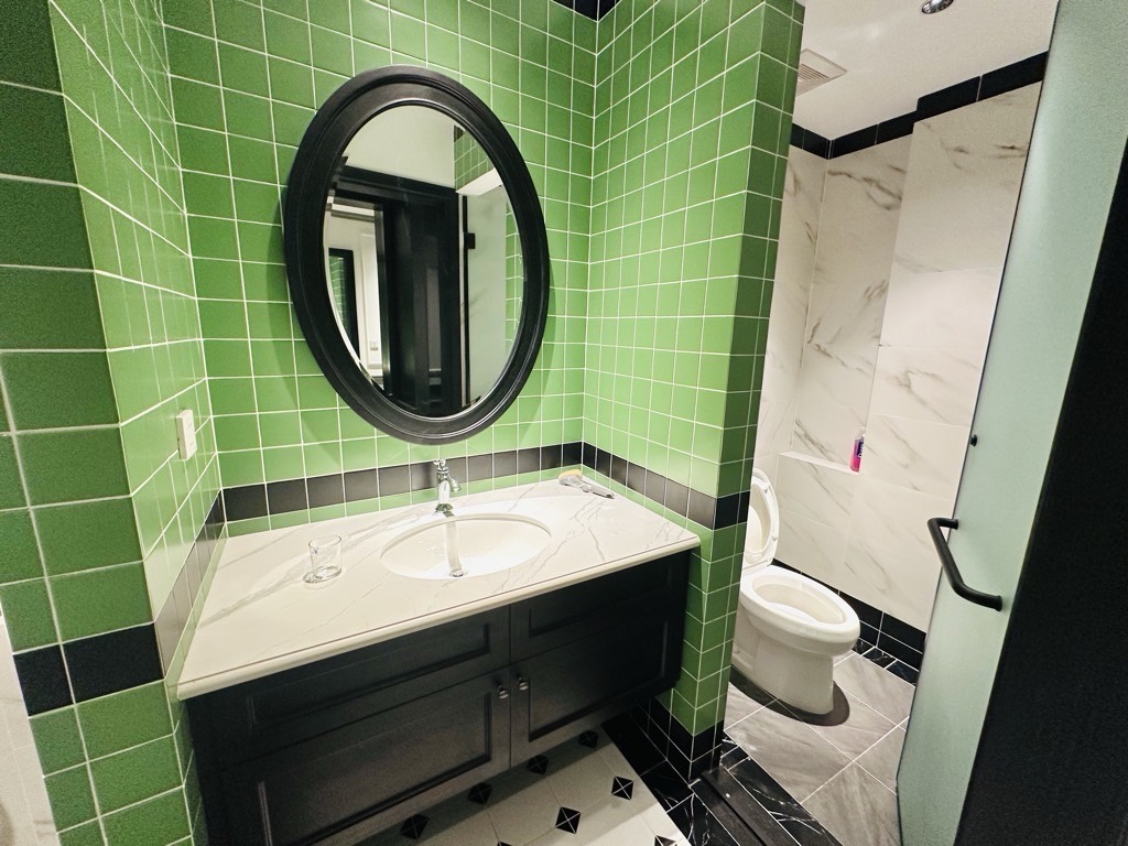 Bán nhà Thịnh Liệt - diện tích 48m2 5 tầng - ô tô đỗ cửa - giá 14 tỷ