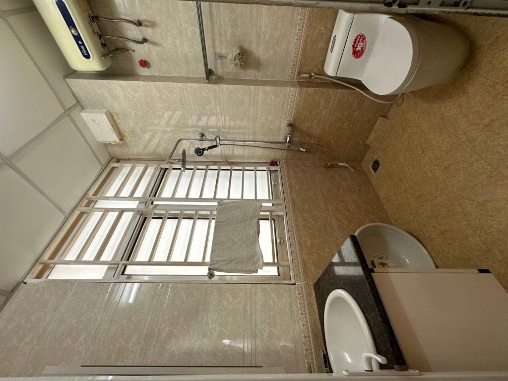 Bán nhà Nguyễn Khoái - diện tích 32m2 4 tầng - Mặt phố, gần ĐH Kinh Doanh - giá 8,75 tỷ