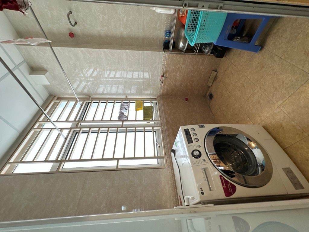 Bán nhà Nguyễn Khoái - diện tích 32m2 4 tầng - Mặt phố, gần ĐH Kinh Doanh - giá 8,75 tỷ