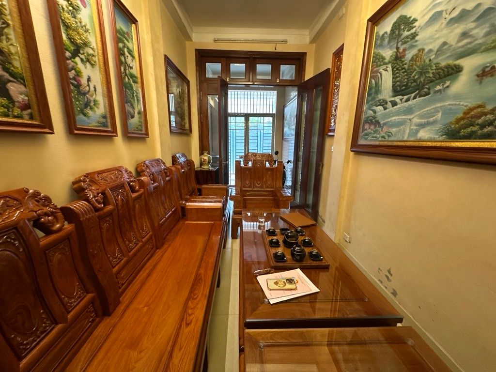 Bán nhà Nguyễn Khoái - diện tích 32m2 4 tầng - Mặt phố, gần ĐH Kinh Doanh - giá 8,75 tỷ