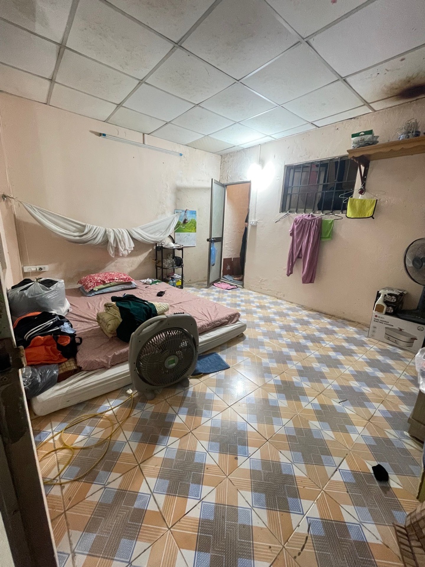 Bán nhà Định Công Thượng - diện tích 30m2 1 tầng - Nhà cũ, cần khách thiện chí - giá 1,65 tỷ