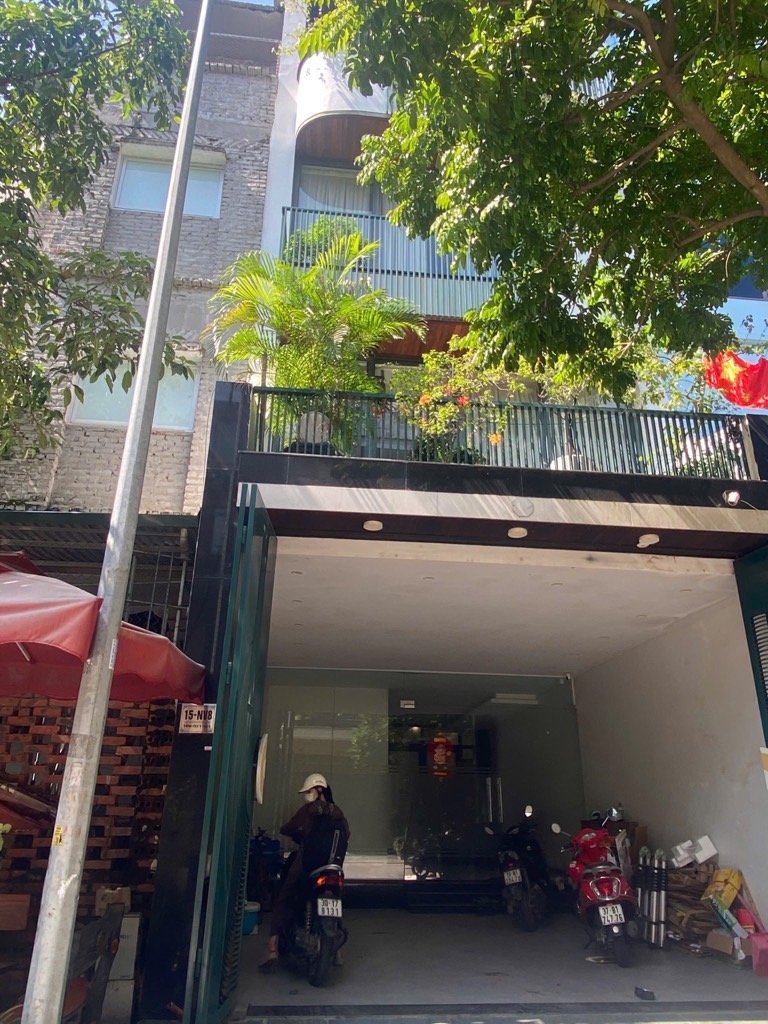 Bán nhà Tổng cục V Bộ Công An - diện tích 100m2 6 tầng - Ô TÔ TRÁNH - giá 35 tỷ