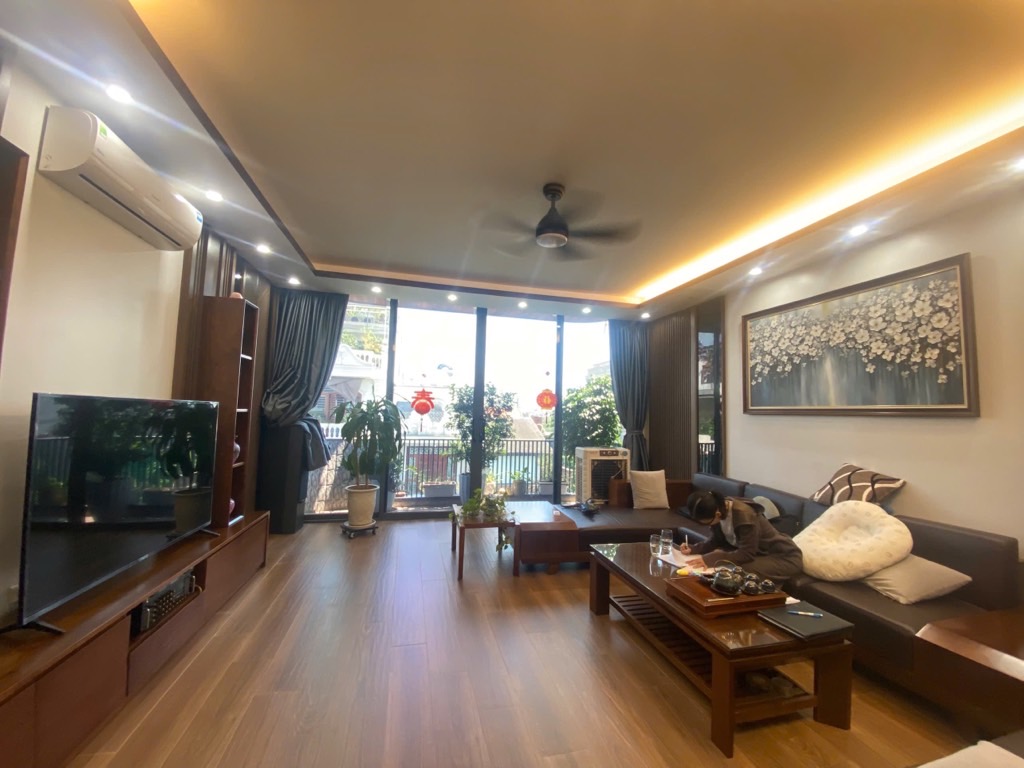 Bán nhà Tổng cục V Bộ Công An - diện tích 100m2 6 tầng - Ô TÔ TRÁNH - giá 35 tỷ