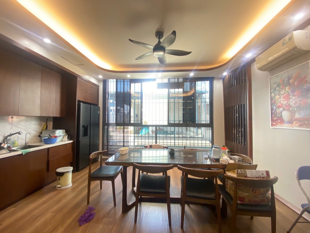 Bán nhà Tổng cục V Bộ Công An - diện tích 100m2 6 tầng - Ô TÔ TRÁNH - giá 35 tỷ