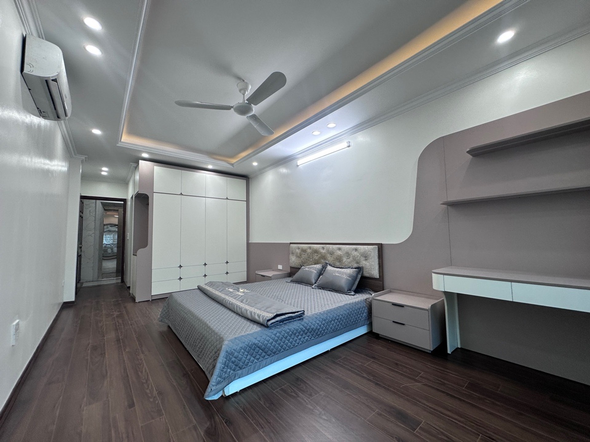 Bán nhà Lương Yên - diện tích 55m2 6 tầng - thang máy, full nội thất - giá 15,5 tỷ