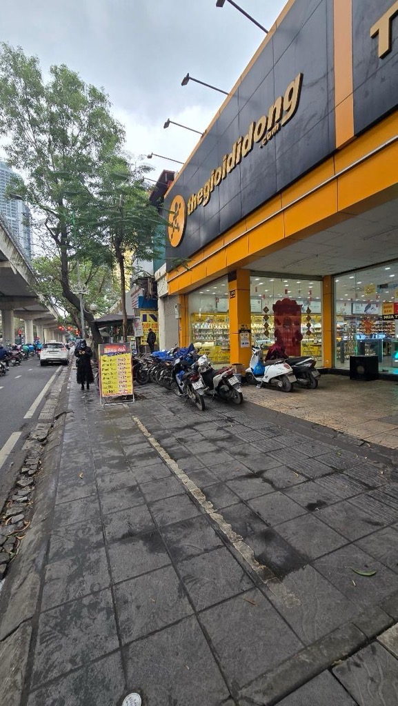 Bán nhà Cầu Giấy - diện tích 208m2 1 tầng - MẶT PHỐ CẦU GIẤY - giá 156 tỷ