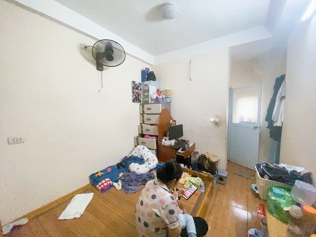 Bán nhà Minh Khai - diện tích 31m2 3 tầng - Mặt phố kinh doanh - giá 8 tỷ