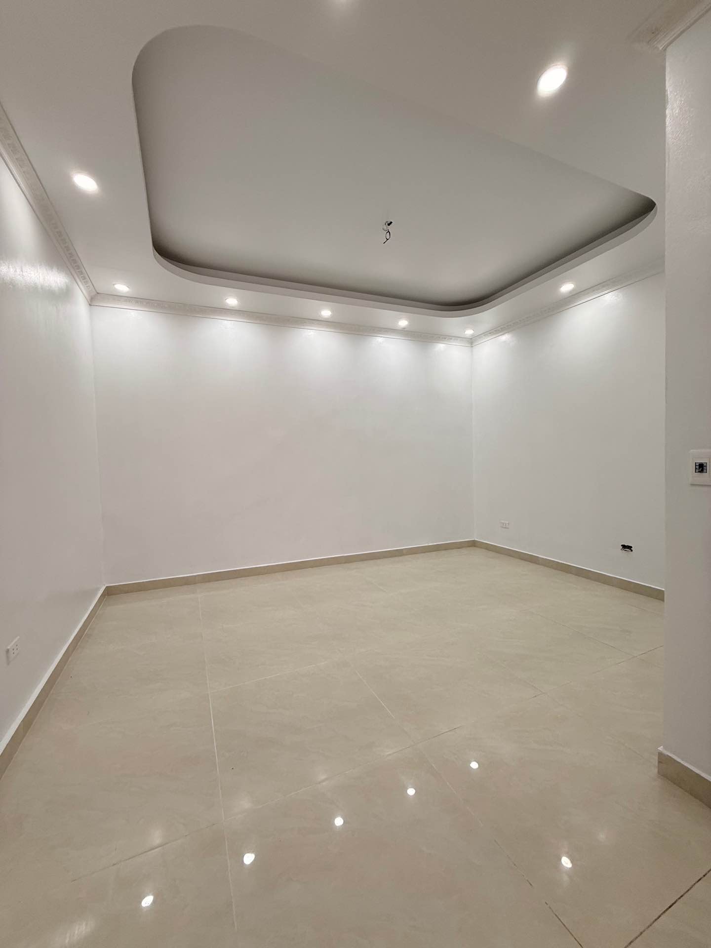 Bán nhà Nguyễn Chính - diện tích 55m2 5 tầng - Nhà đẹp hiếm có - giá 19 tỷ