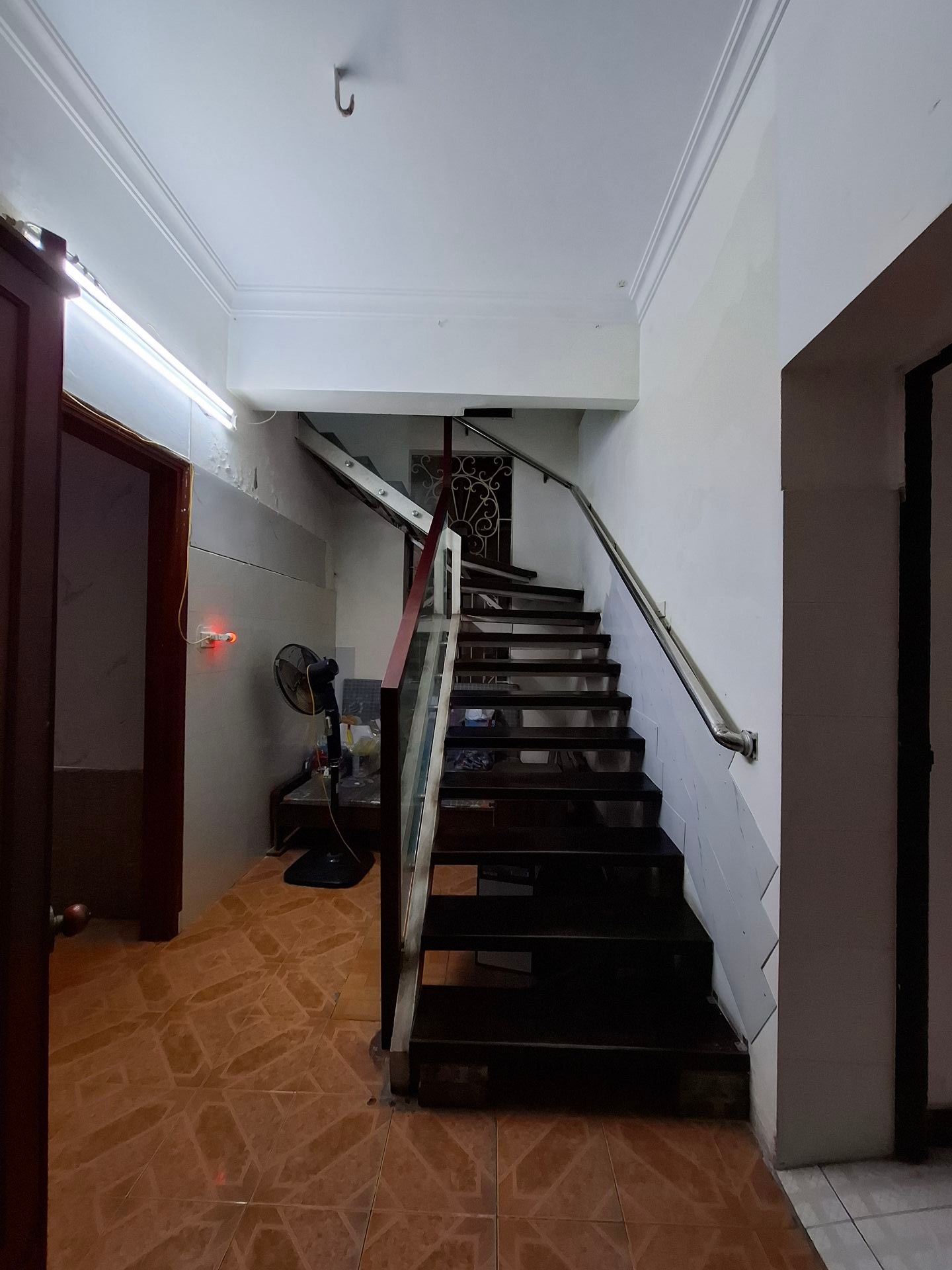 Bán nhà Trương Định - diện tích 289,5m2 2 tầng - Lô góc 2 mặt thoáng - giá 69 tỷ