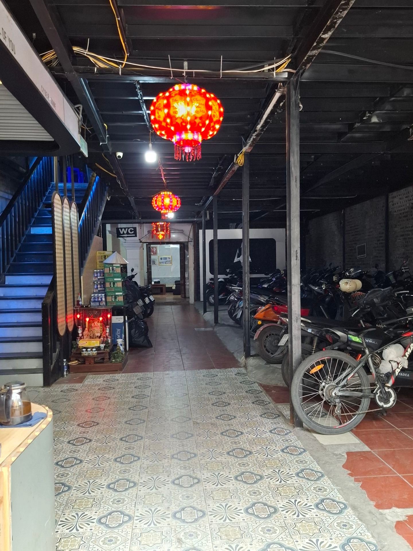 Bán nhà Trương Định - diện tích 289,5m2 2 tầng - Lô góc 2 mặt thoáng - giá 69 tỷ