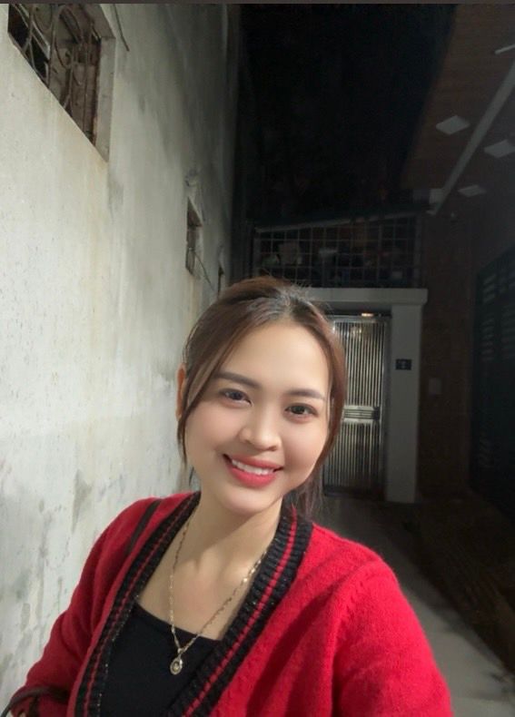 Bán nhà Minh Khai - diện tích 97m2 3 tầng - Lô góc, sân rộng - giá 17,9 tỷ