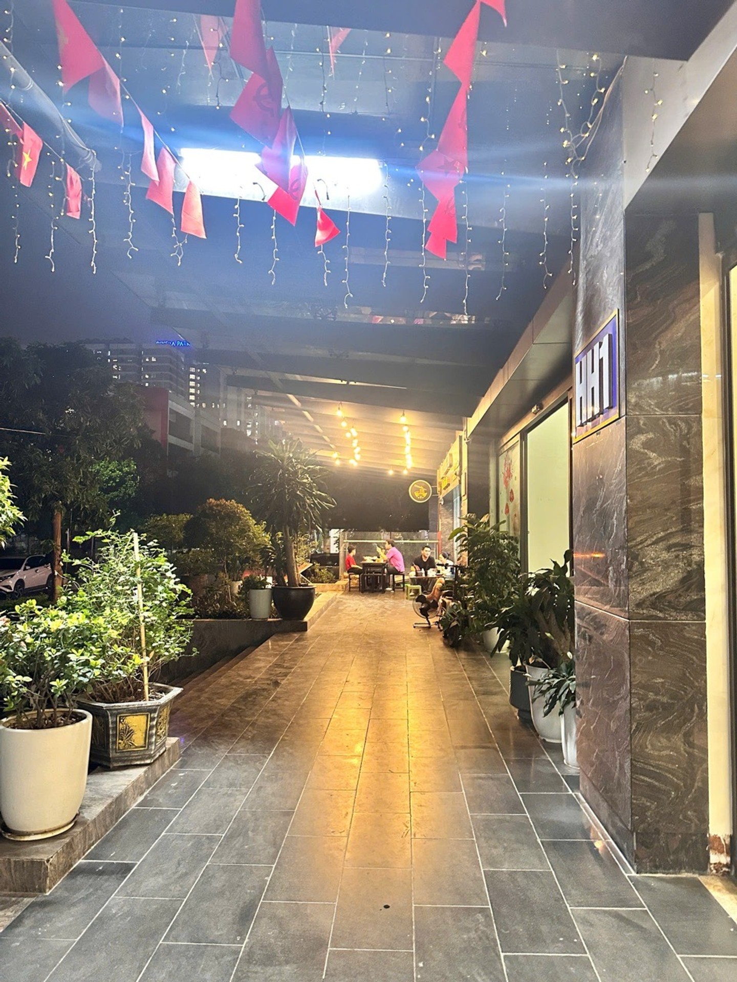 Bán nhà 90 Nguyễn Tuân - diện tích 71m2 26 tầng - Căn hộ tầng cao, view thoáng - giá 7,6 tỷ