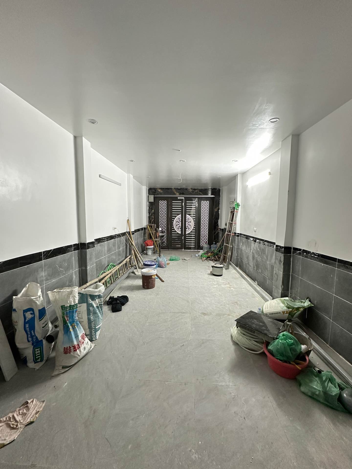 Bán nhà Vĩnh Hưng - diện tích 76m2 5 tầng - Sát mặt phố - giá 17 tỷ