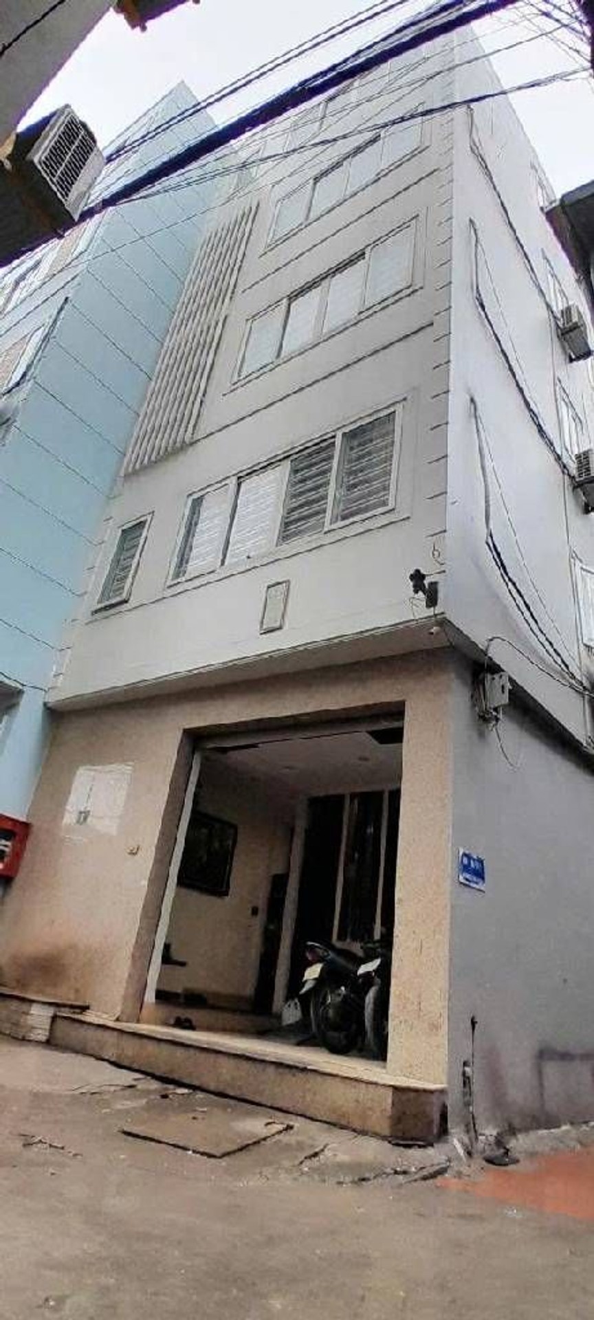 Bán nhà Lĩnh Nam - diện tích 49m2 5 tầng - Lô góc, ô tô vào nhà - giá 12,9 tỷ