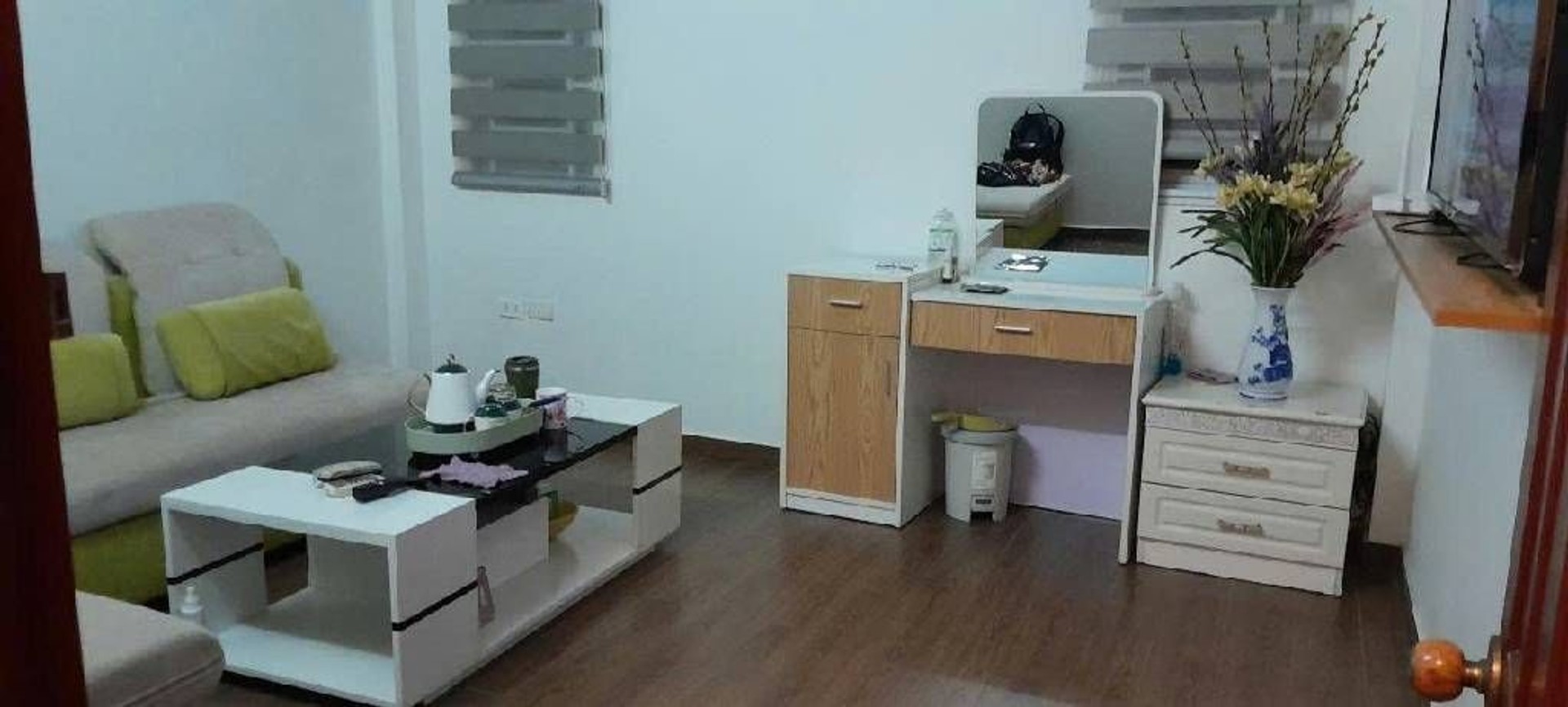 Bán nhà Lĩnh Nam - diện tích 49m2 5 tầng - Lô góc, ô tô vào nhà - giá 12,9 tỷ