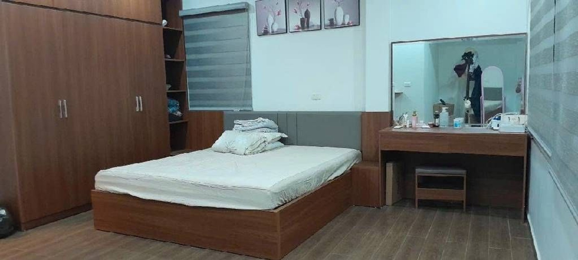Bán nhà Lĩnh Nam - diện tích 49m2 5 tầng - Lô góc, ô tô vào nhà - giá 12,9 tỷ