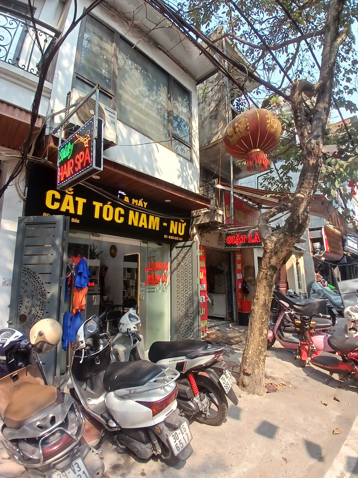 Bán nhà Vân Đồn - diện tích 87.4m2 2 tầng - Ô TÔ TRÁNH - giá 35 tỷ