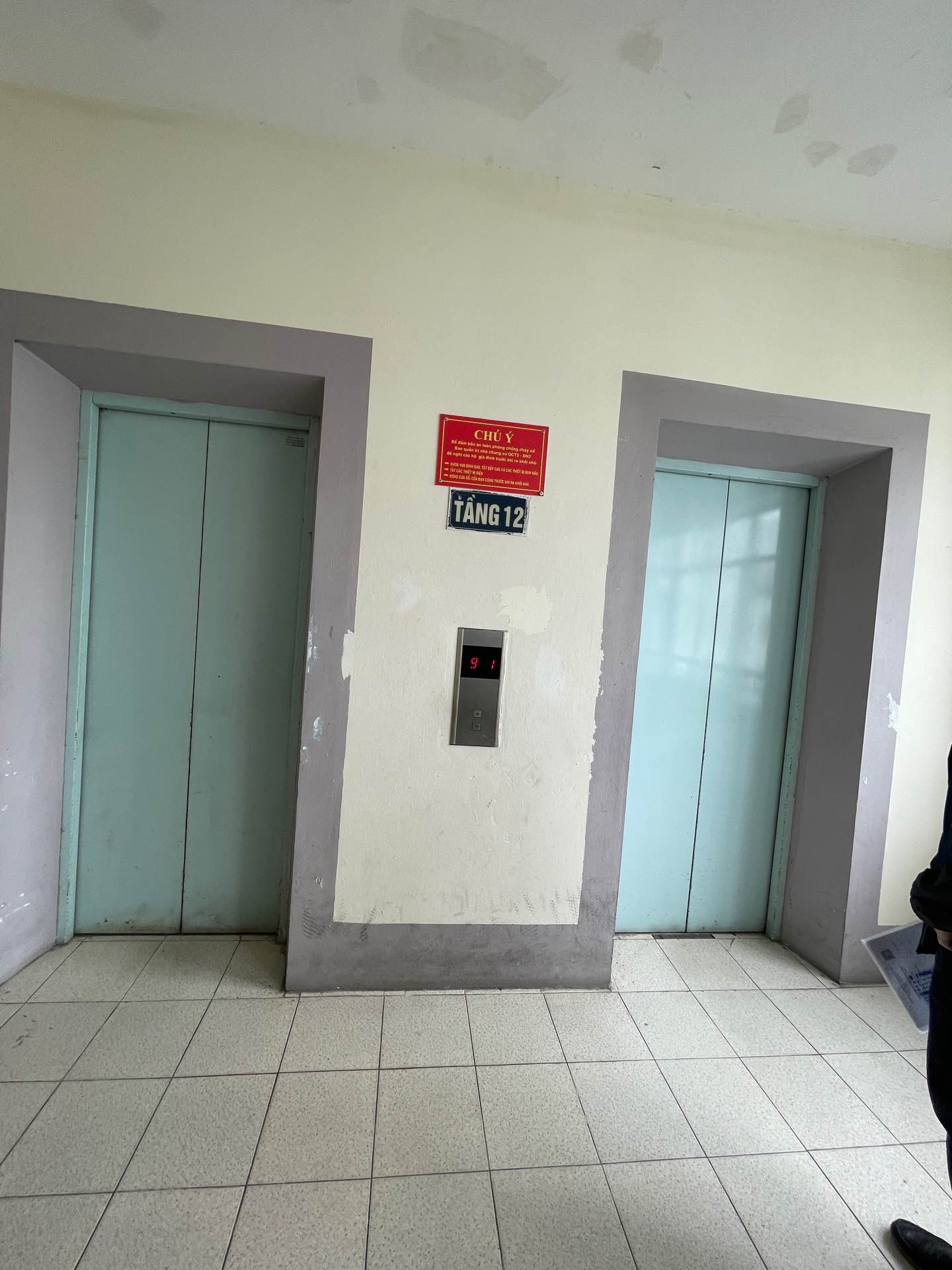Bán nhà Bắc Linh Đàm - diện tích 82m2 12 tầng - Căn góc, view đẹp - giá 5,95 tỷ