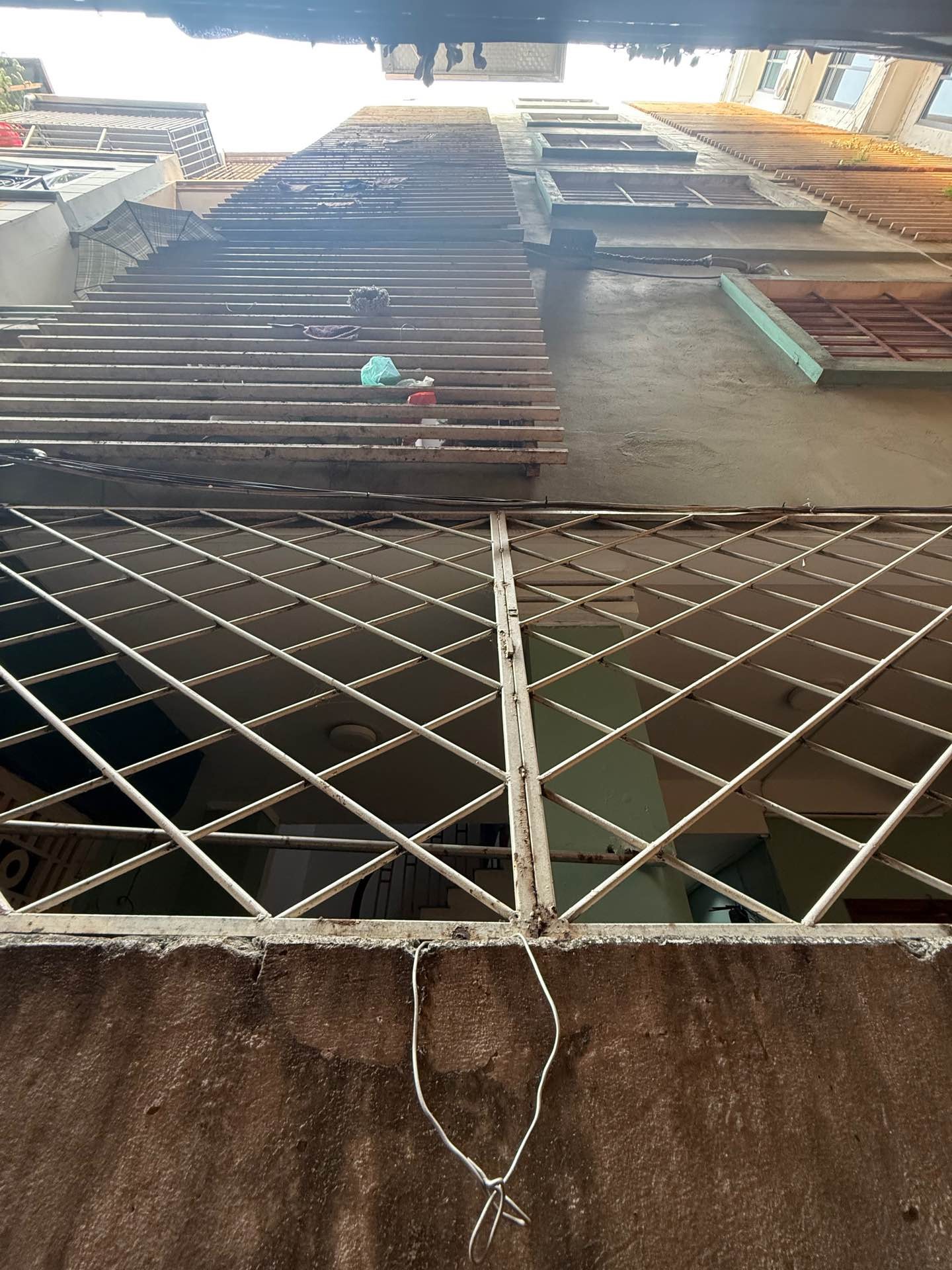 Bán nhà Trần Khát Chân - diện tích 107m2 7 tầng - Lô góc 3 thoáng - giá 29,5 tỷ