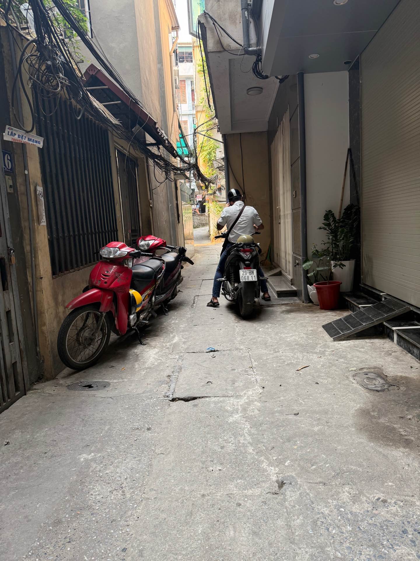 Bán nhà Trần Khát Chân - diện tích 107m2 7 tầng - Lô góc 3 thoáng - giá 29,5 tỷ