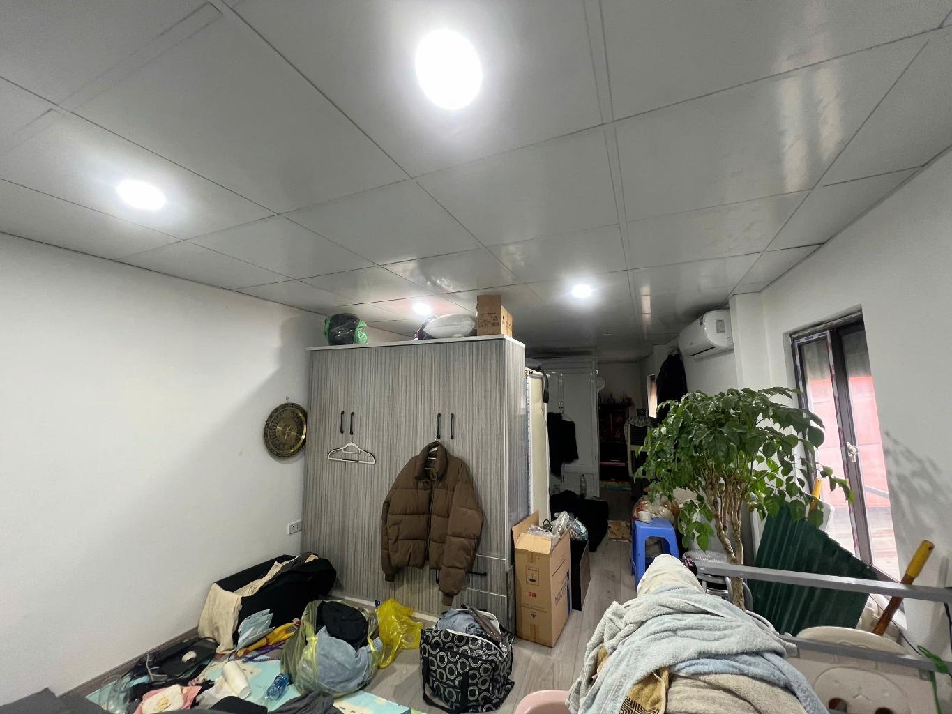 Bán nhà Định Công - diện tích 35m2 2 tầng - Ô TÔ - KINH DOANH - giá 2,6 tỷ