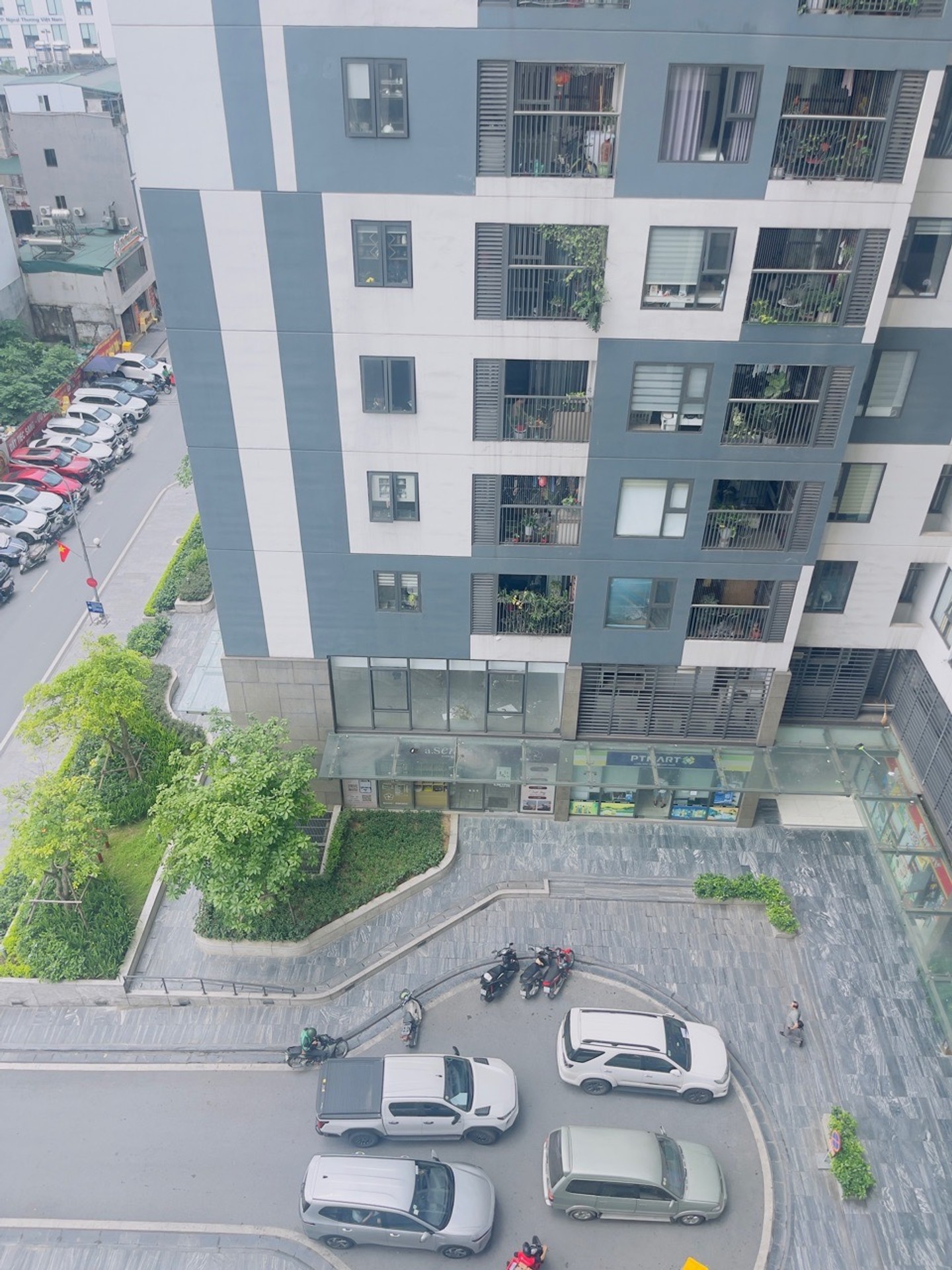 Bán nhà Minh Khai - diện tích 98m2 7 tầng - Căn hộ cao cấp - giá 13,9 tỷ