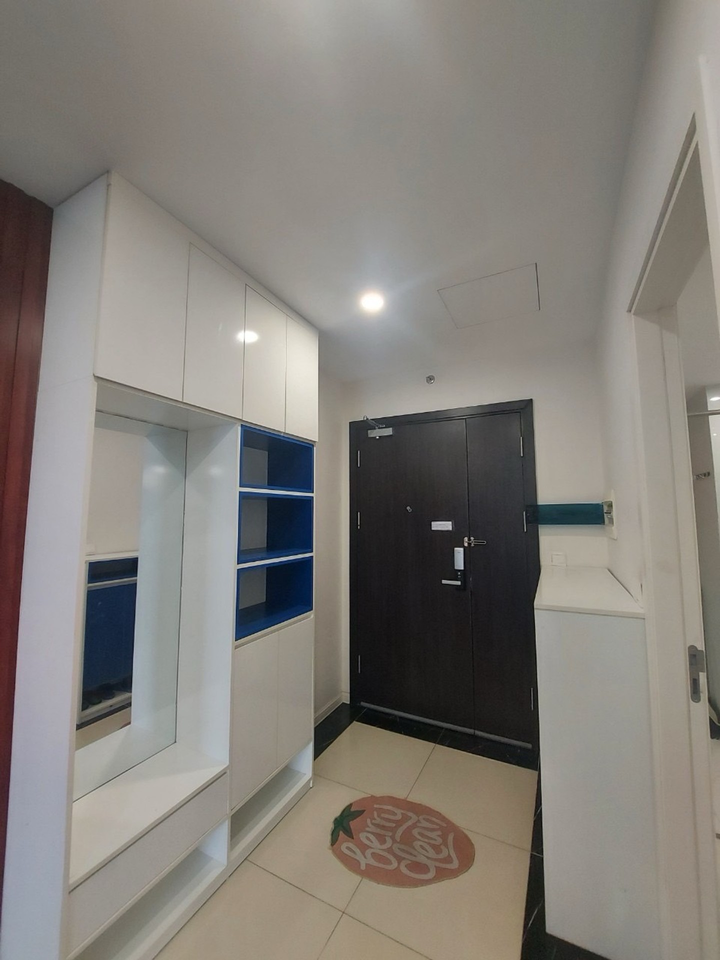 Bán nhà Minh Khai - diện tích 98m2 7 tầng - Căn hộ cao cấp - giá 13,9 tỷ
