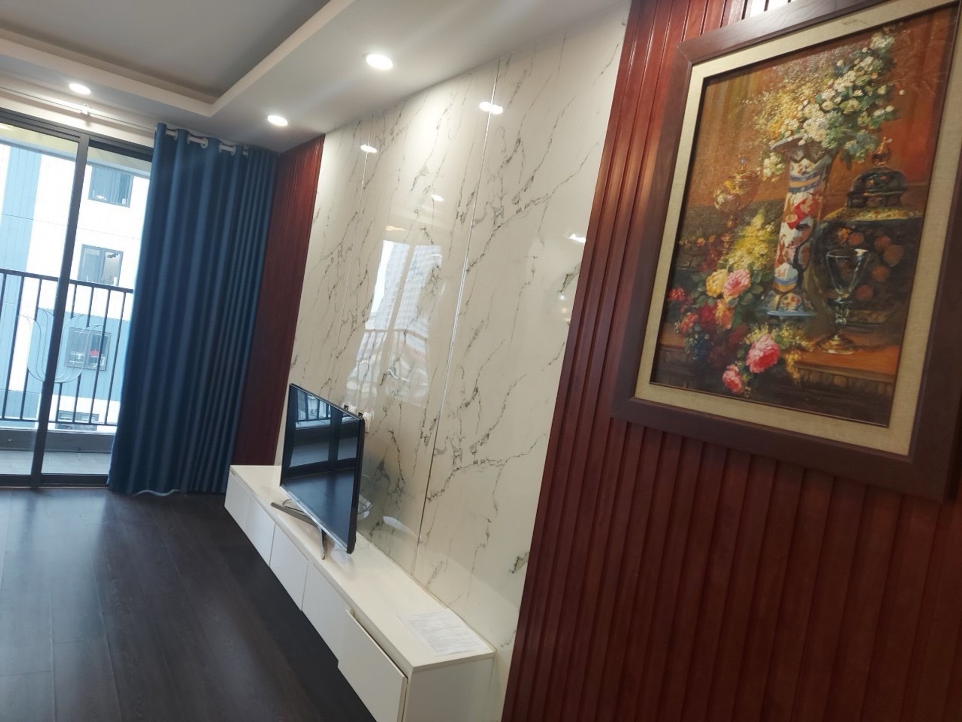 Bán nhà Minh Khai - diện tích 98m2 7 tầng - Căn hộ cao cấp - giá 13,9 tỷ
