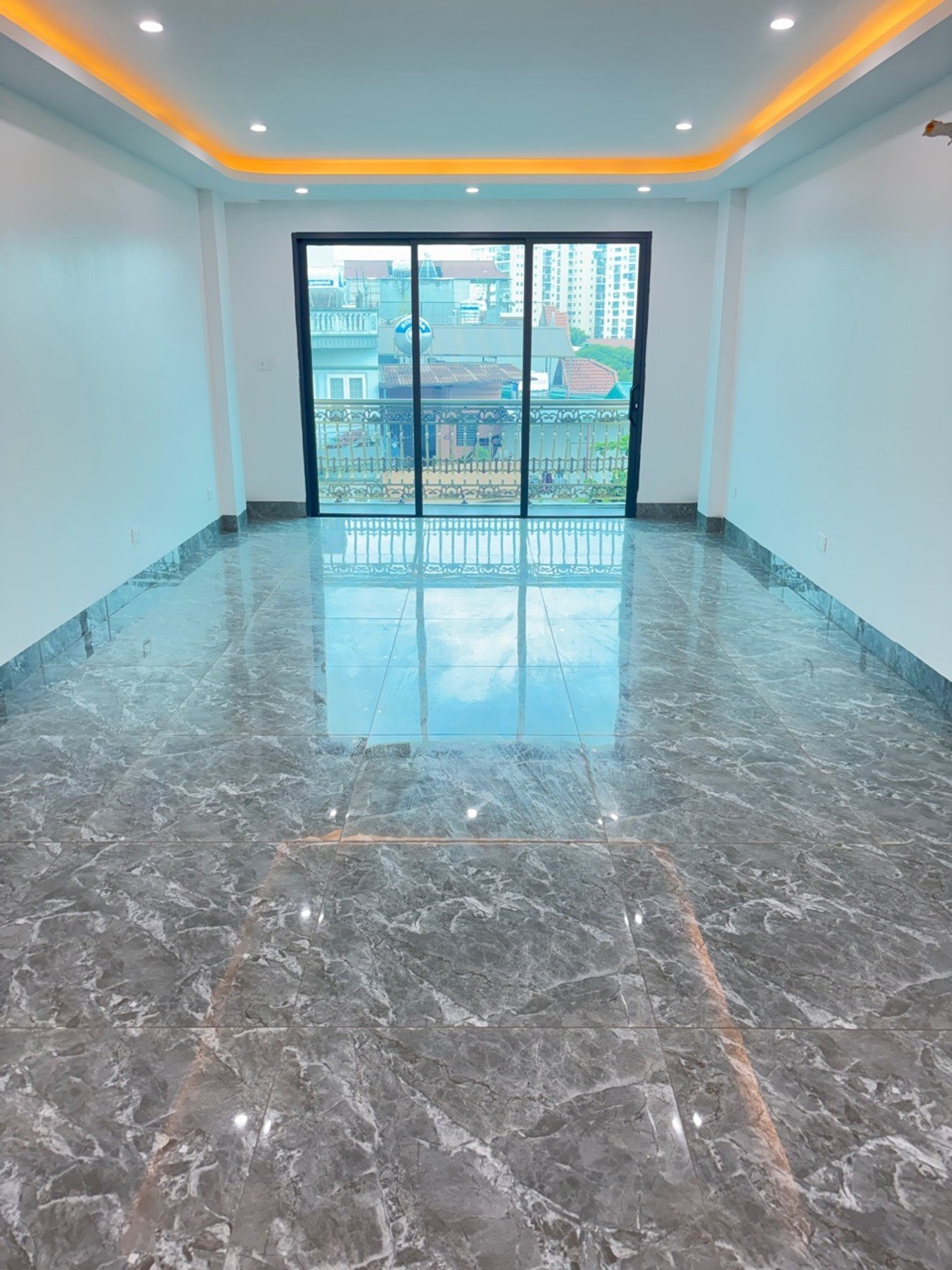 Bán nhà Hoàng Mai - diện tích 58m2 7 tầng - Nhà mới thang máy - giá 36,5 tỷ