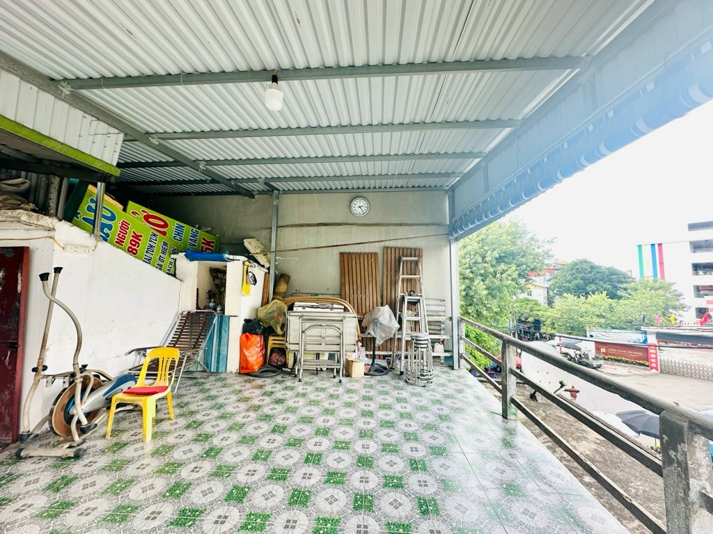 Bán nhà Văn Chương - diện tích 98m2 3 tầng - Lô góc, ô tô chạy vòng quanh - giá 33,5 tỷ