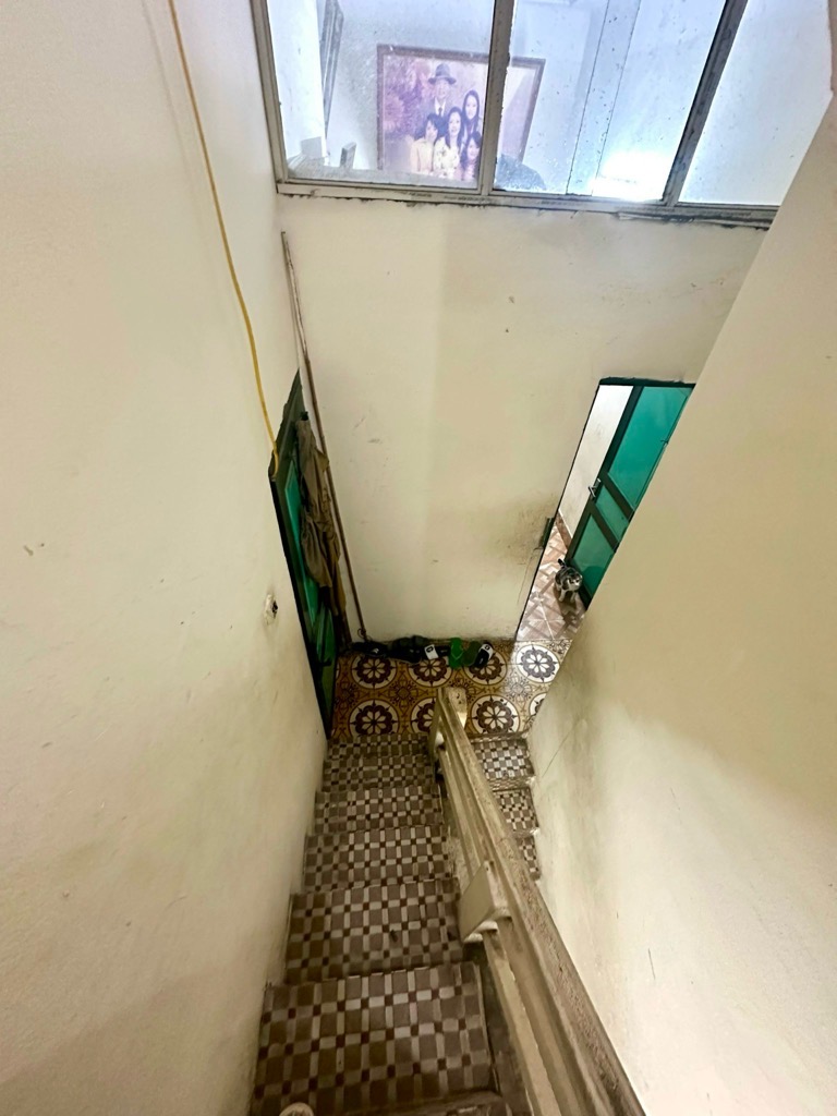 Bán nhà Văn Chương - diện tích 98m2 3 tầng - Lô góc, ô tô chạy vòng quanh - giá 33,5 tỷ