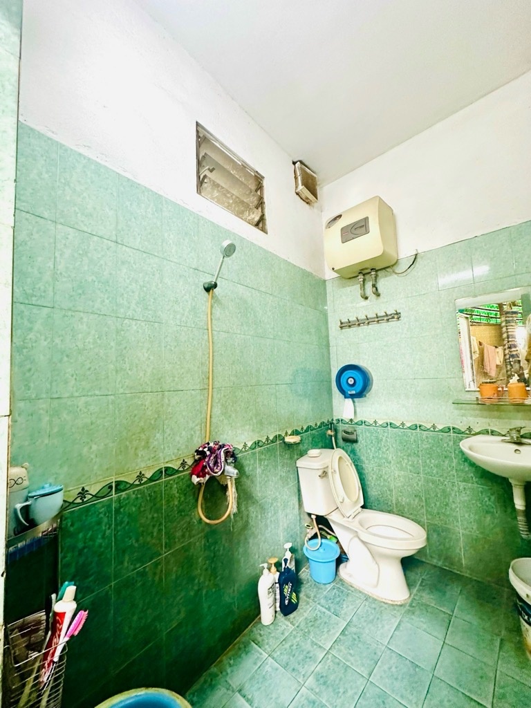 Bán nhà Văn Chương - diện tích 98m2 3 tầng - Lô góc, ô tô chạy vòng quanh - giá 33,5 tỷ