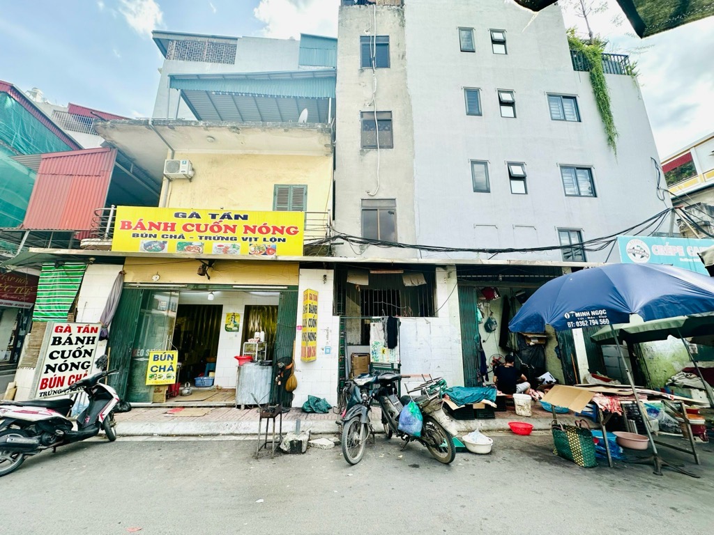 Bán nhà Văn Chương - diện tích 98m2 3 tầng - Lô góc, ô tô chạy vòng quanh - giá 33,5 tỷ