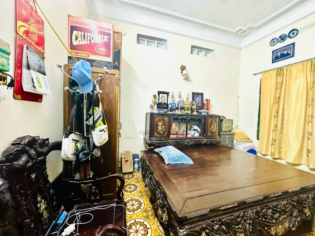 Bán nhà Văn Chương - diện tích 98m2 3 tầng - Lô góc, ô tô chạy vòng quanh - giá 33,5 tỷ