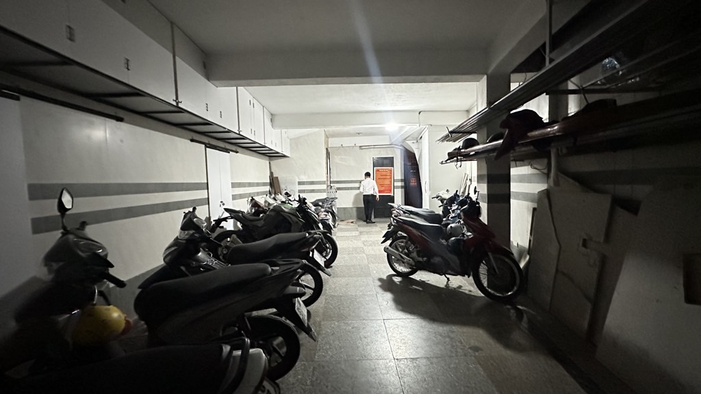 Bán nhà Minh Khai - diện tích 82.1m2 7 tầng - ô tô tránh - giá 26,5 tỷ