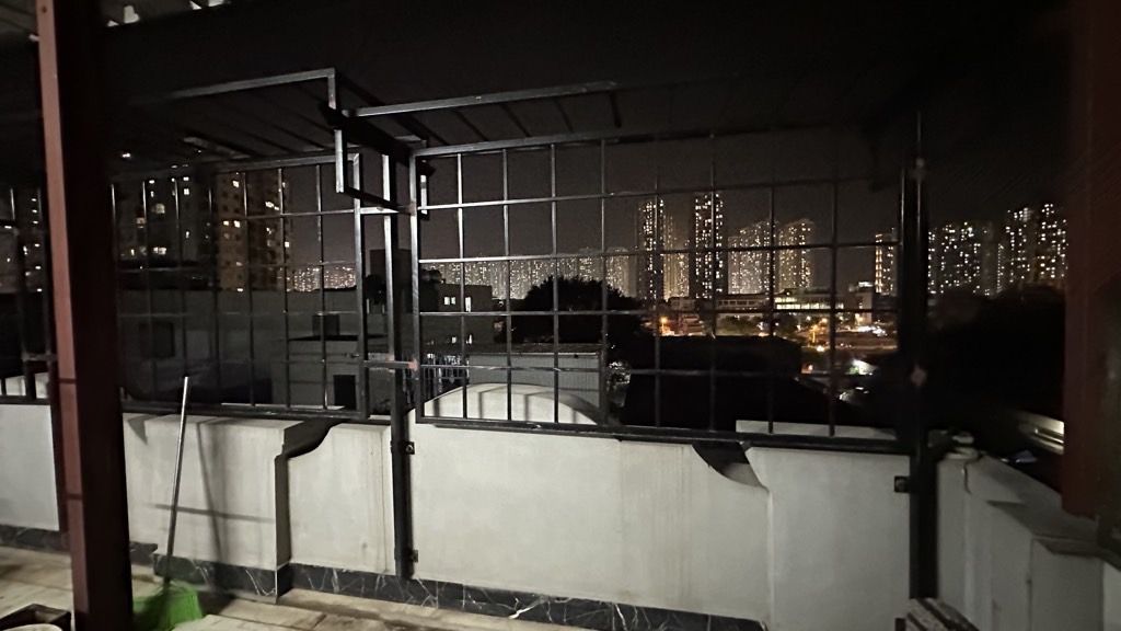 Bán nhà Minh Khai - diện tích 82.1m2 7 tầng - ô tô tránh - giá 26,5 tỷ