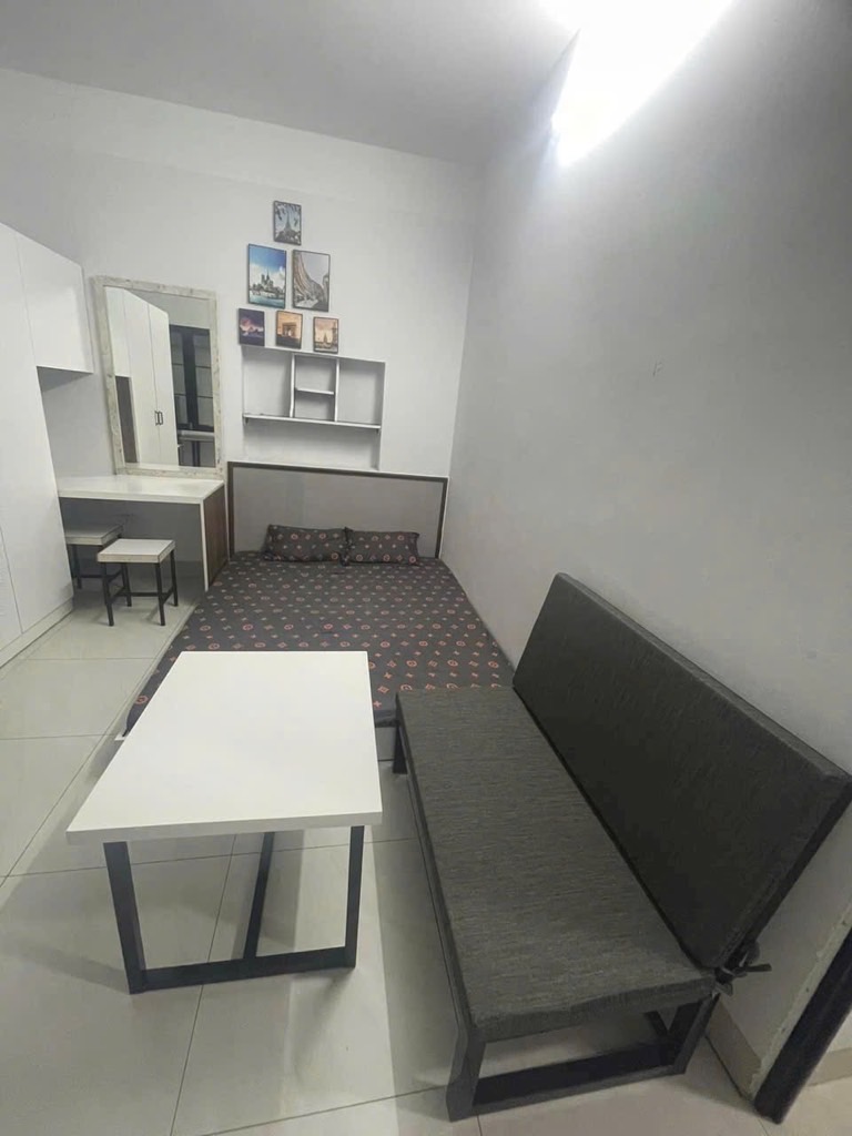 Bán nhà Minh Khai - diện tích 82.1m2 7 tầng - ô tô tránh - giá 26,5 tỷ