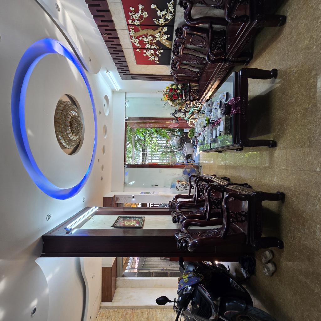 Bán nhà Phùng Khoang - diện tích 131.2m2 5 tầng - Biệt thự sân vườn - giá 32,5 tỷ